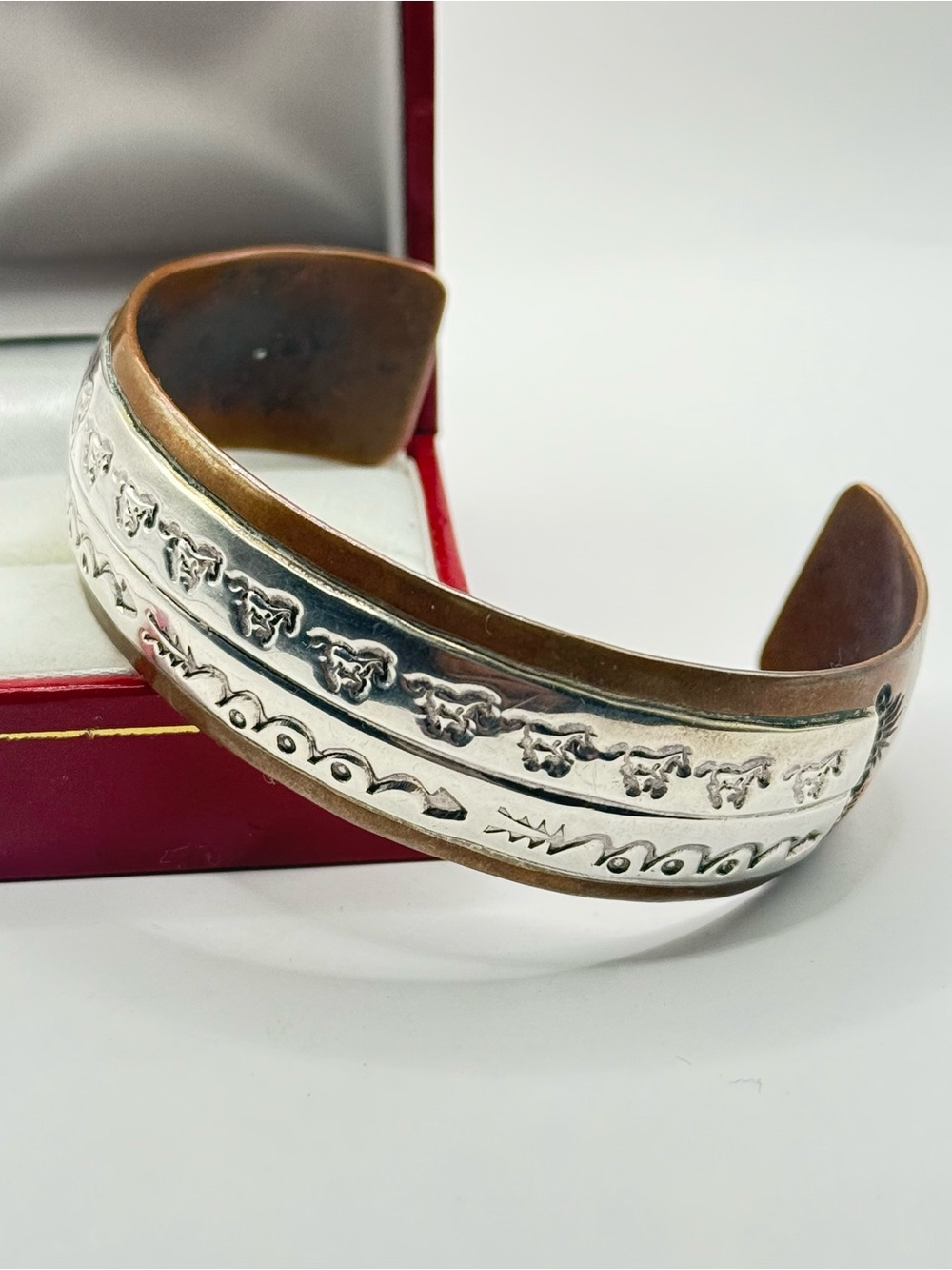 Vintage Navajo Handcrafted Sterling & Brass Southwest Native American bracelet